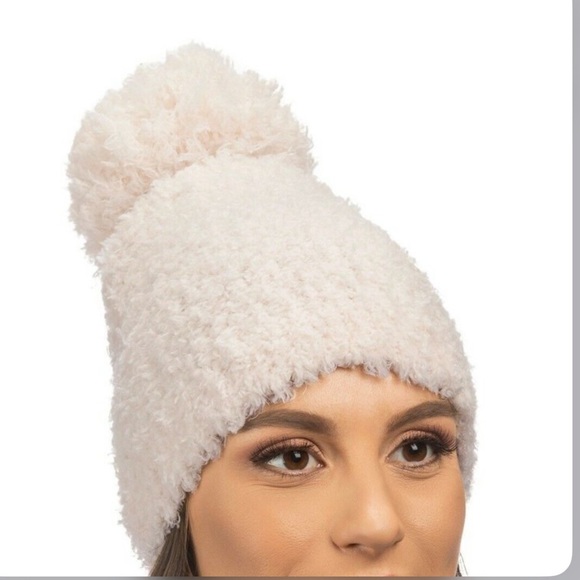 LEMON Snow Drift Pom Pom Beanie - Picture 3 of 14